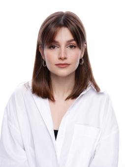 Зингер Алина Дмитриевна